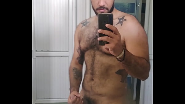 Play MP4 - Paja en ba&ntilde;os de piscina