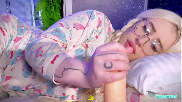 Play MP4 - Step-Daddy&comma; What Are You Doing&quest; You Decided To Fuck Me With Your Big Cock&quest;&excl;