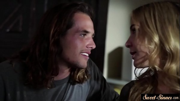 Teen babe bangedafter sensual foreplay