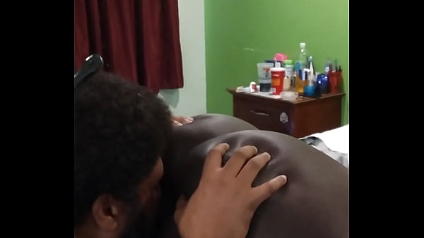 Play MP4 - The Royal Prince Big Sexy Rocky Tajauta Eats Kenya's delicious Big Sweet Booty&excl;