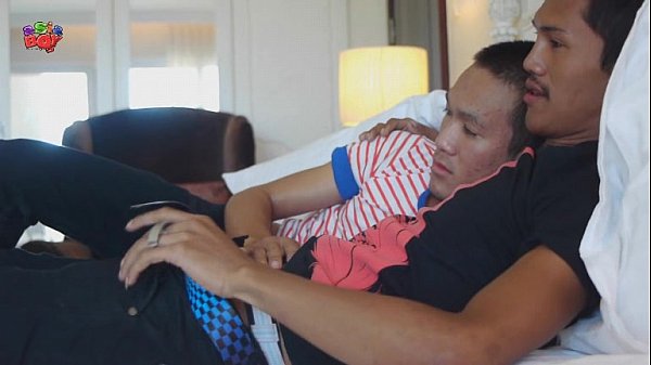 Play MP4 - Naughty Bedroom Fun 1