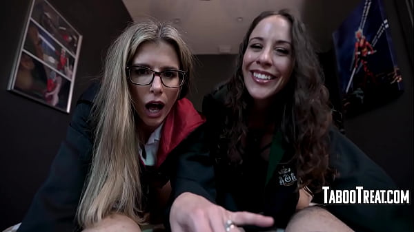 Wingardium Fuckiosa (Robes Torn, Wands Arouse) 