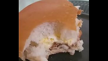 Burger, Burger, Burger — Só Isso Que Tem Aqui
