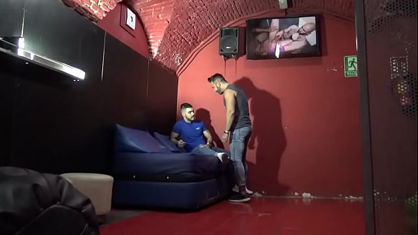 3 Valentino Sistor Used Raw By Martin Mazza thumbnail