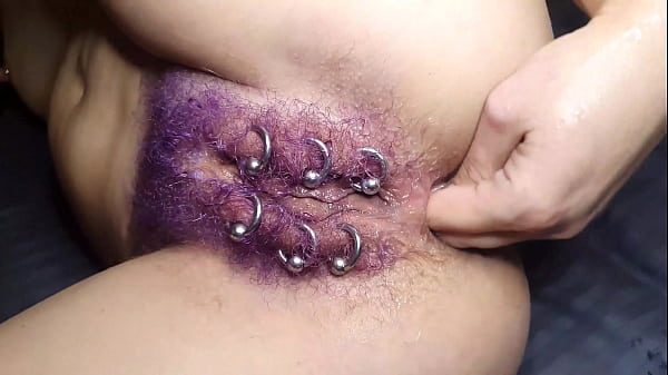 Play MP4 - Purple Colored Hairy Pierced Pussy Get Anal Fisting Squirt