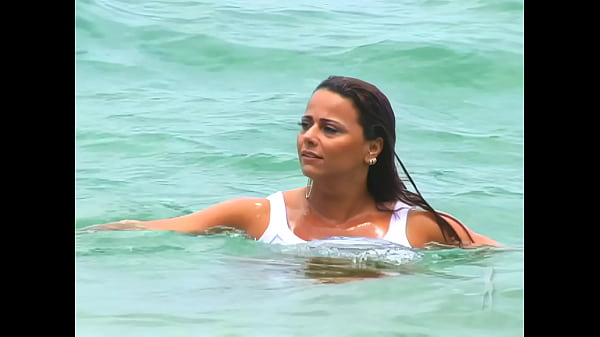 Play MP4 - Viviane Araujo ultra hd
