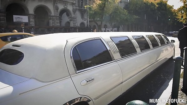 Play MP4 - Milfs Kayla Green & Angelina Brill fucked real hard in luxurious limousine