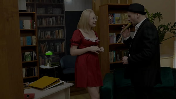 Nonton Curvy Secretary Dp Fucked By Her Boss thumbnail