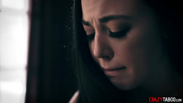 Girlfriend teen into threesome_sex with stepdad