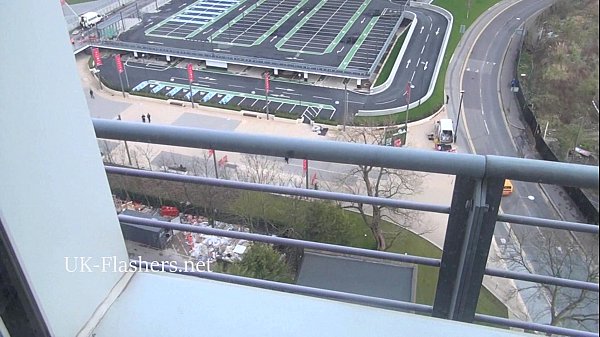 Ebony amateur babe Melanies public_flashing and outdoor black exhibitionists