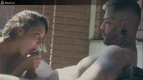 Fodendo Brasileira Novinha Rabuda No Quintal De Casa thumbnail