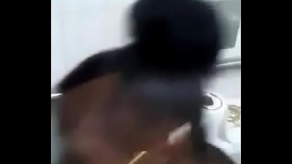 Play MP4 - MzSariyahh Still'Crown Queen facebook thot