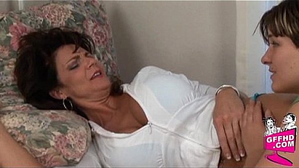 Lesbian Encouters 0681 thumbnail