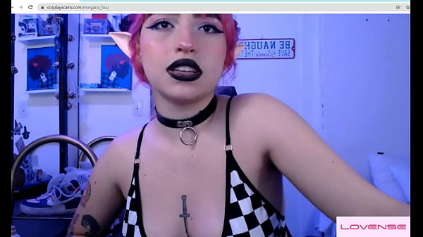 bored elf wants_to play