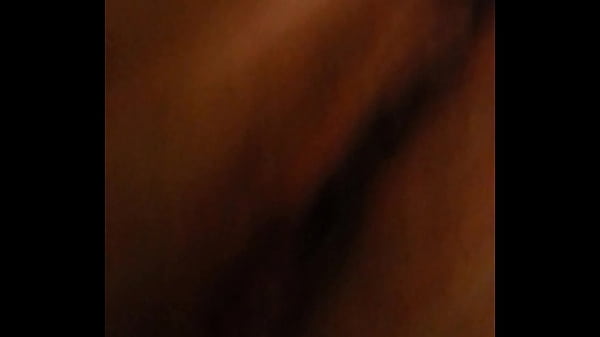 fingering pussy squirt