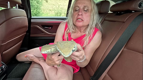 My Prolapse Spoiled During A Trip thumbnail