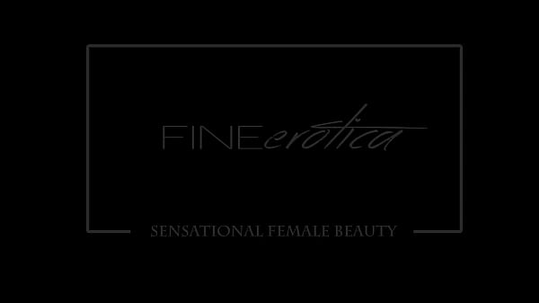 Nonton Zazie And Winter Slow Motion Scissoring thumbnail