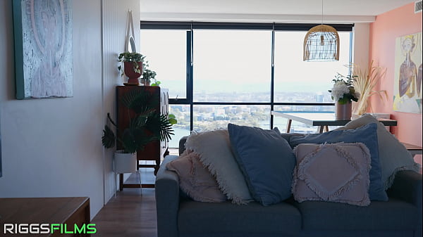 Play MP4 - ISABELLE DELTORE & KAYLA LEA CHEAT WITH A BIG COCK