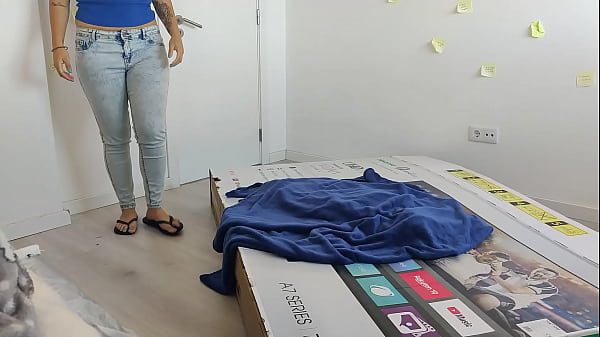 Play MP4 - Fucking my step mother through a hole in a box&comma; she thought it was my step dad