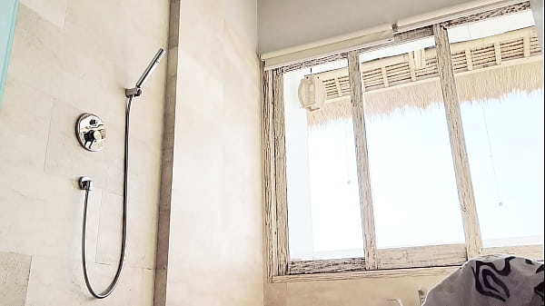 Nonton Washing Clothes While Showering During Traveling thumbnail