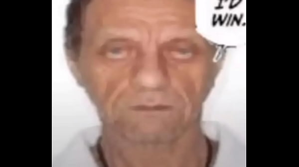 Carlinhos sente muito por ela ele n&atilde;o odeia ningu&eacute;m 