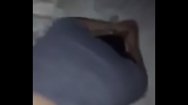 Play MP4 - homemade sextape