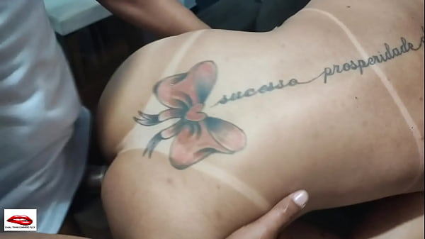 Dei Gostoso Para Um Menino thumbnail