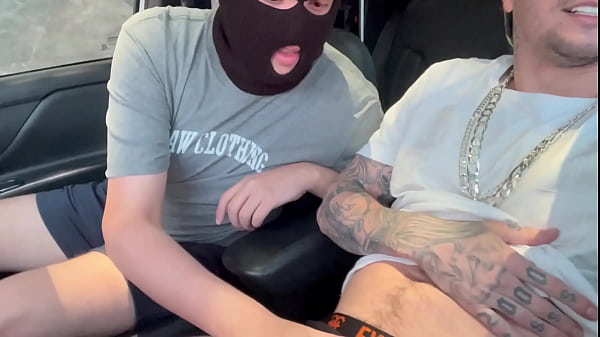 Cliente Novinho Me Mamou No Carro thumbnail