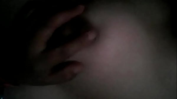 Amiga jugando con sus senos parte 2 