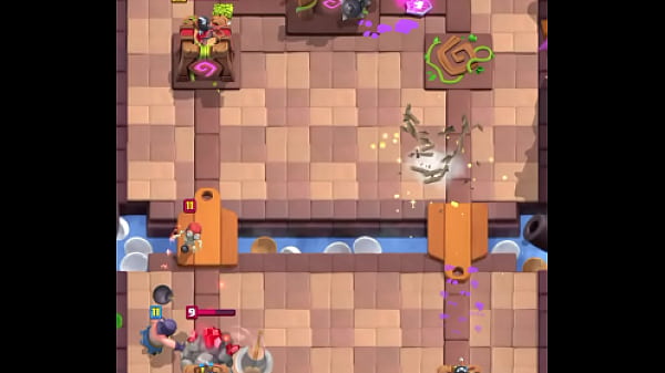 Me Follo A Rival Que No Con Golem Me Gano El Malo. Partida &eacute;pica De Clash Royale thumbnail