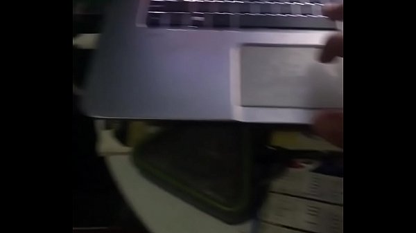 Play MP4 - T&ecirc;nis sem meia