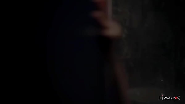 Play MP4 - Margout Darko and Liz Rainbow showering together