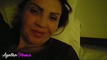 Vazou Video da Milf safada que mandou pro cunhado se masturbando enquanto o marido trabalha