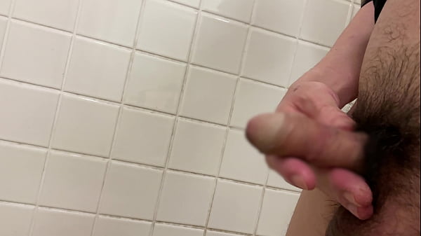 公衆トイレオナニー thumbnail