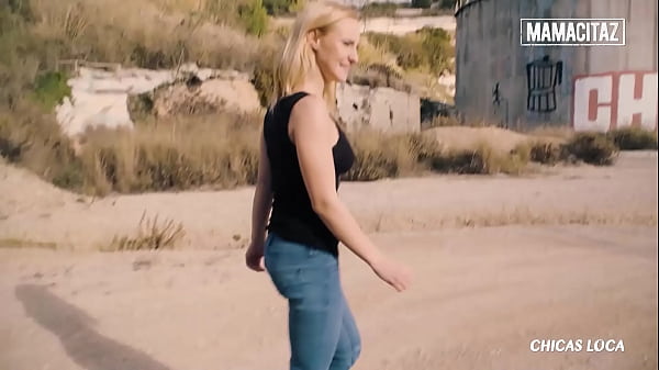 Play MP4 - Blonde Chick Helena Valentine Wild Fuck Outdoors With Fat Penis - MAMACITAZ