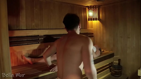 Play MP4 - Curvy hottie fucking a stranger in a public sauna