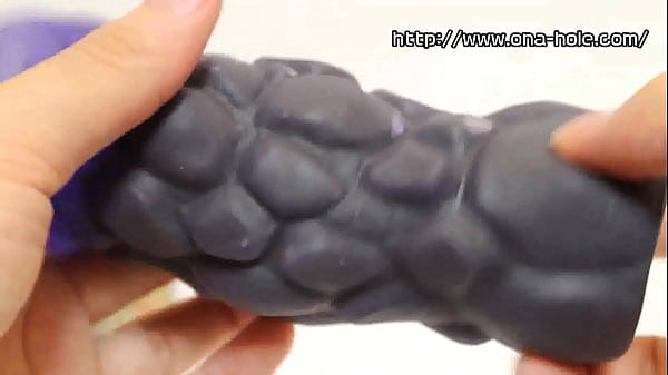 青く怪しさまとった触手系オナホールハンターガール