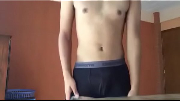 Play MP4 - Amigo se pajea para mi&period;