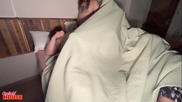 Essa Esposa Plus Size Sempre Acorda Tes&atilde;o Depois Que O Marido Sai Para Trabalhar thumbnail