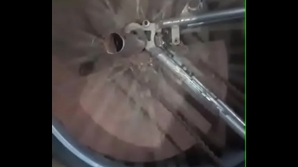 Monark&atilde;o Balan&ccedil;ando Gostoso A Roda 