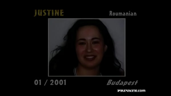 Nonton Brunette Justine Gets Laid In A Orgy During Her First Scene thumbnail