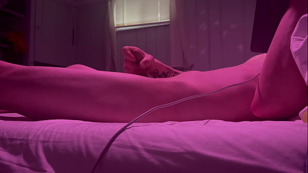 Play MP4 - Cum soaked