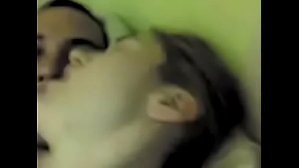 Play MP4 - VID 20121129 234705 396