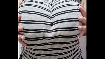 Nonton Massive Natural Tits Drop And Reveal - Heavy Bbw Milkbags thumbnail