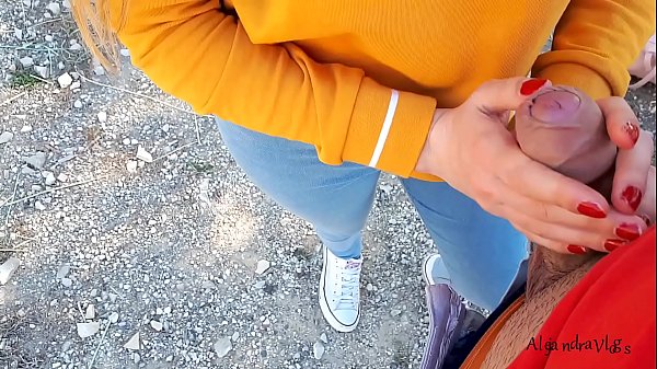 Play MP4 - I SUCK MY BOYFRIEND IN THE CAR