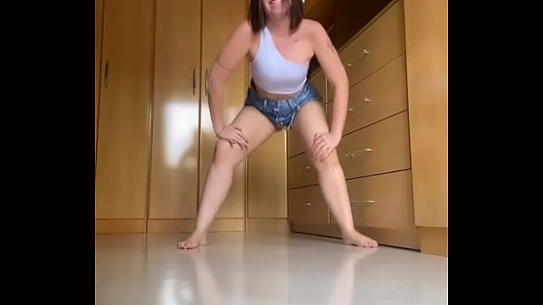 Nicole guedes @niguedes branquinha deliciosa dan&ccedil;ando funk saborosa nicole guedes 