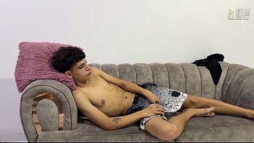 Nonton Linda Chica Extra&ntilde;a Acepta Mi Invitaci&oacute;n A Salir Y Le Doy Una Buena Follada thumbnail