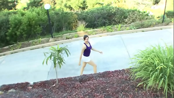 19 Year Old Sitter Gets Banged By An Older Man thumbnail