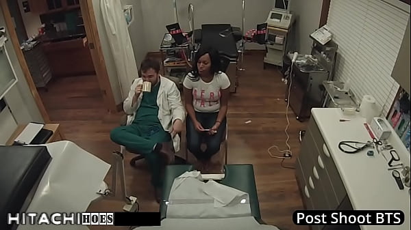 Freshman Gets Mandatory Hitachi Orgasm FromDoctor_Tampa Tori Sanchez