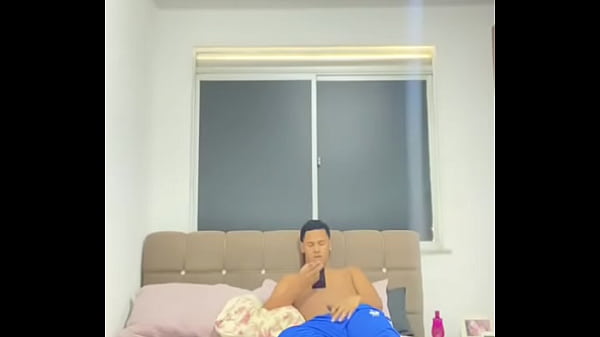 Coroa Do App Ensina Novin A Foder thumbnail